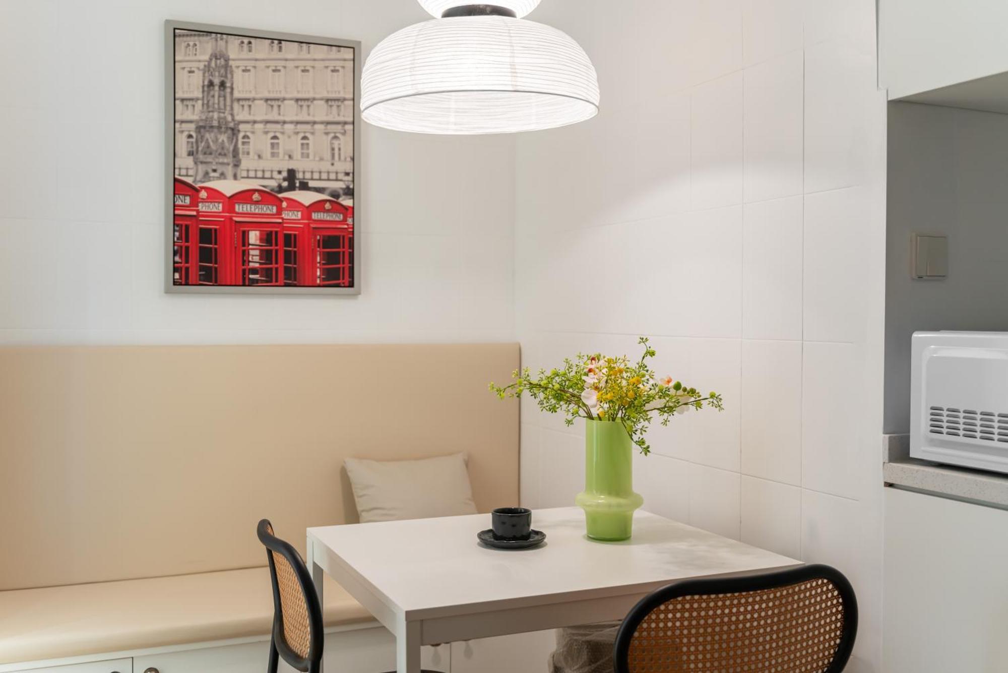 Shanghai Yi Du B&B - 150M Walk From Exit 5 Of Jiashan Road Metro Station ภายนอก รูปภาพ