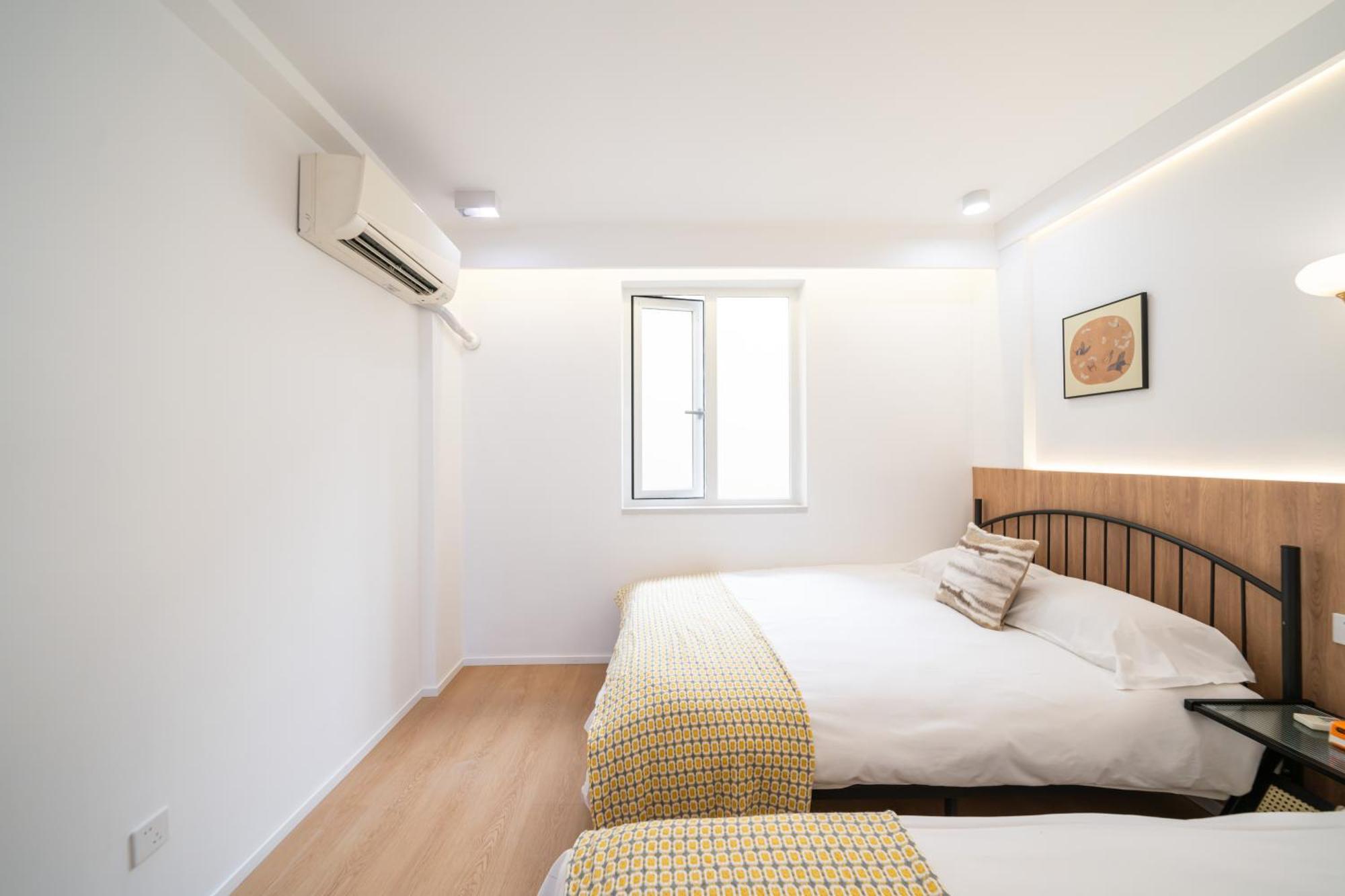 Shanghai Yi Du B&B - 150M Walk From Exit 5 Of Jiashan Road Metro Station ภายนอก รูปภาพ